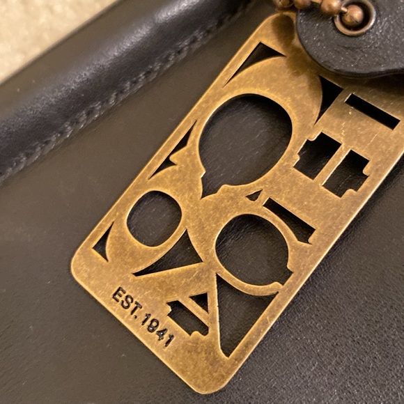 Coach 70th Anniversary Edition - Picture 5 of 9